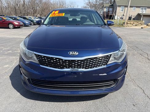 Used 2016 Kia Optima EX w/ Premium Package image 3