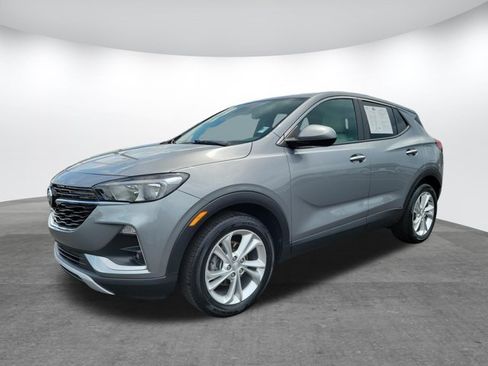 Used 2023 Buick Encore GX Preferred w/ Cold Weather Comfort Package FWD image 3