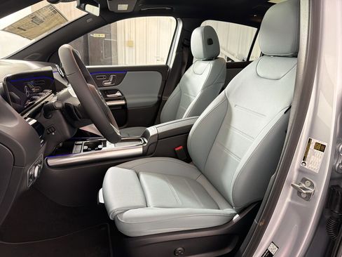 New 2026 Mercedes-Benz GLA 250 4MATIC image 5