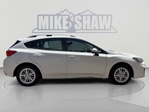 Used 2017 Subaru Impreza 2.0i Premium AWD/4WD image 6