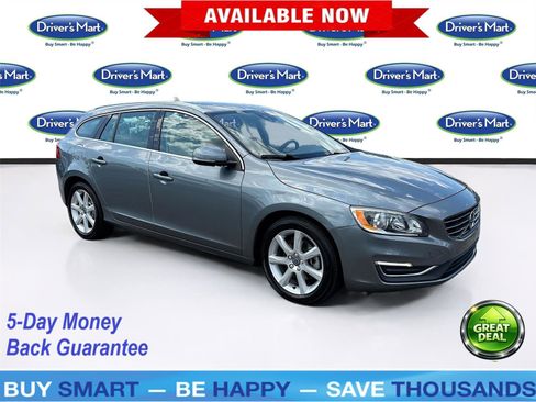 Used 2017 Volvo V60 T5 Premier w/ Convenience Package FWD image 1