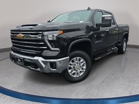 Used 2024 Chevrolet Silverado 2500 LTZ image 1