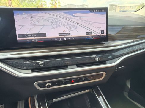 Used 2024 BMW X7 xDrive40i w/ Premium Package AWD/4WD image 22