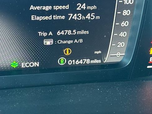 Certified 2025 Honda Pilot Black Edition image 25