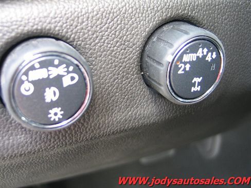 Used 2022 GMC Canyon AT4 w/ Trailering Package AWD/4WD image 6