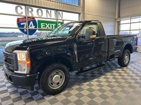 Used 2023 Ford F250 XL w/ XL Driver Assist Package image 3