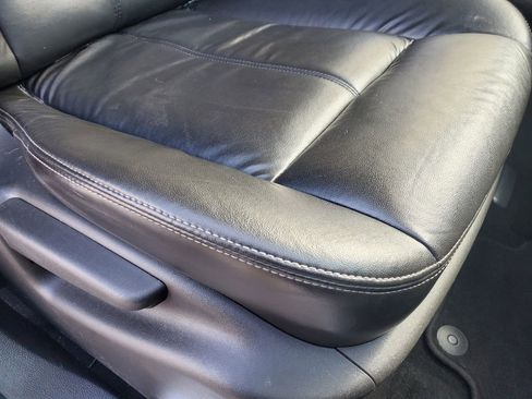 Used 2013 Cadillac SRX FWD image 34