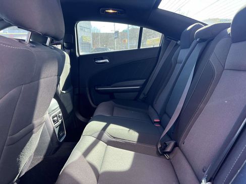 Used 2021 Dodge Charger SXT image 12