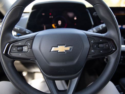 Certified 2024 Chevrolet Trax LT image 10