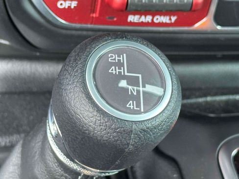 Used 2026 Jeep Wrangler Unlimited Sport AWD/4WD image 26
