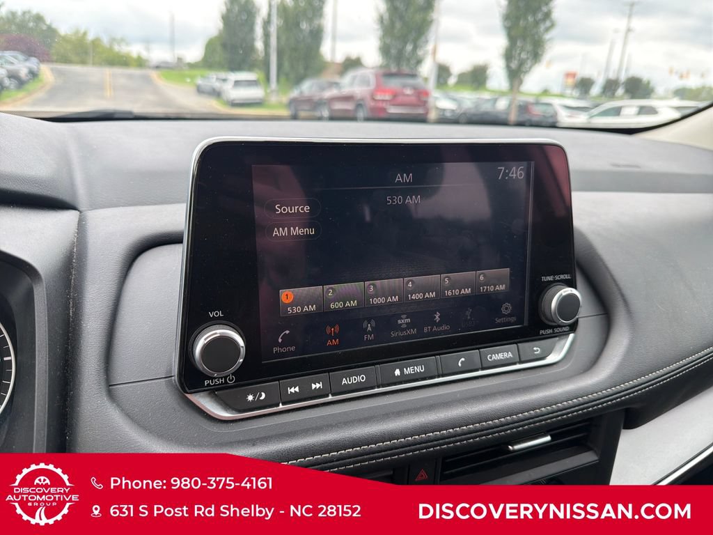 Certified 2024 Nissan Rogue SV FWD image 15