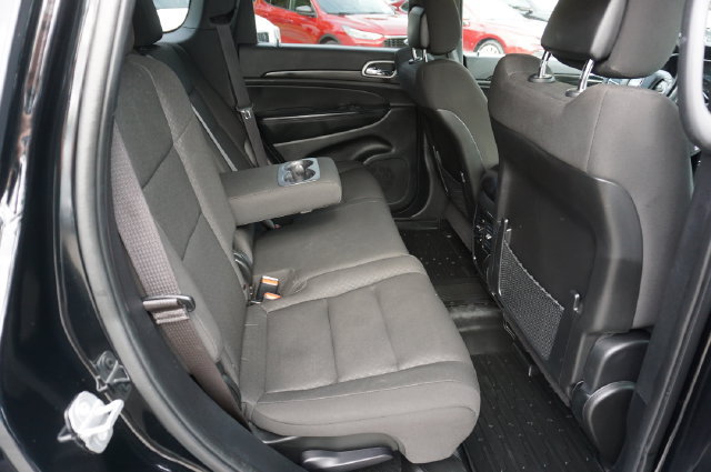 Used 2022 Jeep Grand Cherokee Laredo E RWD image 17