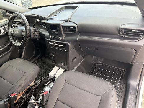 Used 2021 Ford Explorer 4WD Police Interceptor image 16