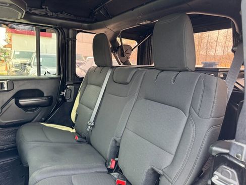 Used 2020 Jeep Wrangler Unlimited Sport image 47