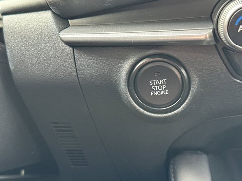 Certified 2025 MAZDA MAZDA3 s image 21