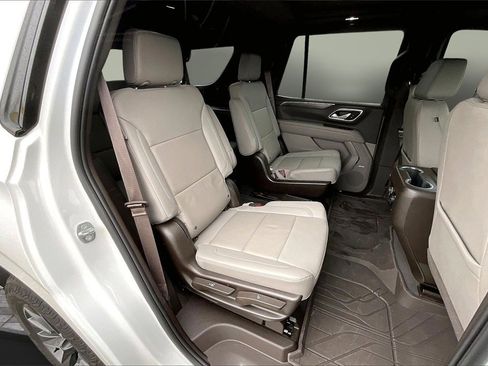 Used 2023 Chevrolet Tahoe Z71 w/ Luxury Package image 27