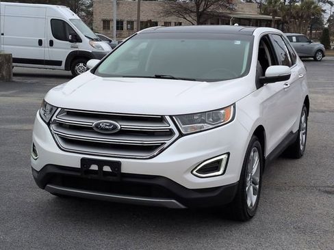 Used 2017 Ford Edge Titanium w/ Equipment Group 301A image 7
