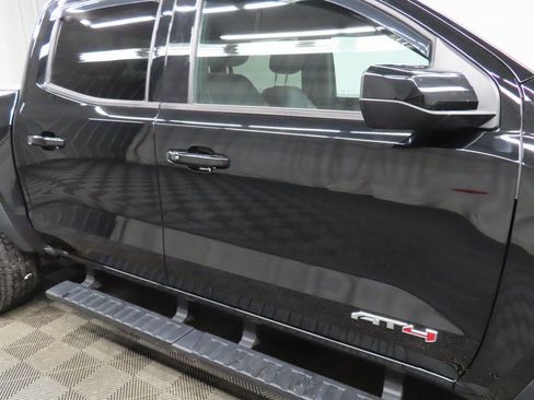 Used 2024 GMC Canyon AT4 w/ AT4 Premium Package image 29