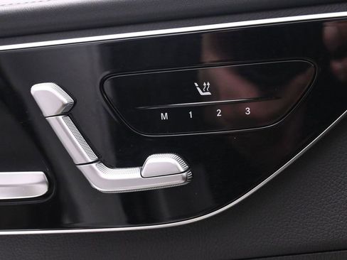 Used 2023 Mercedes-Benz C 300 4MATIC Sedan image 47