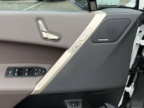 Used 2026 BMW iX xDrive45 image 20