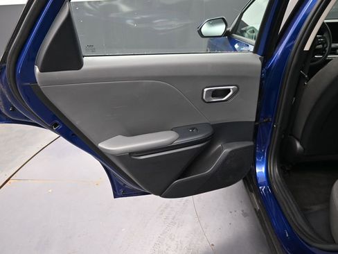 Used 2025 Kia K4 FWD image 23
