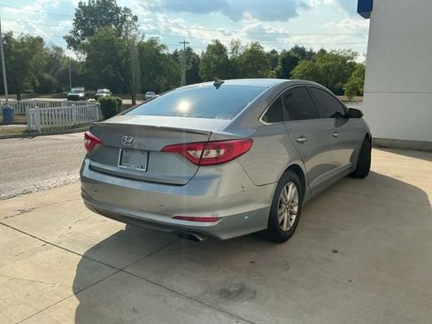 Used 2016 Hyundai Sonata SE FWD image 6