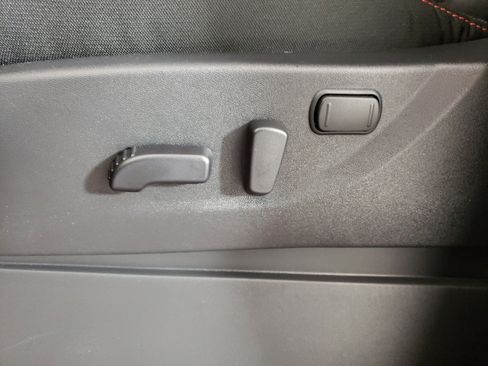 New 2026 Nissan Frontier PRO-4X w/ Pro-4x Convenience Package image 11