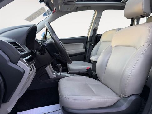 Used 2018 Subaru Forester 2.5i Limited image 9