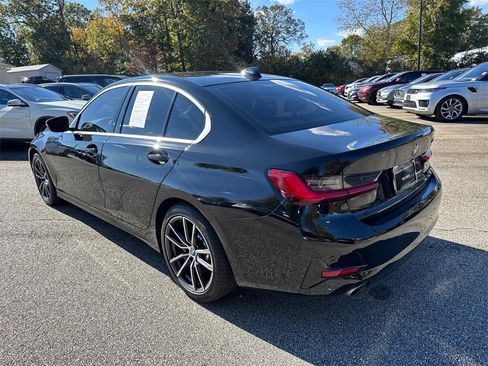 Used 2020 BMW 330i Sedan w/ Driving Assistance Package image 5