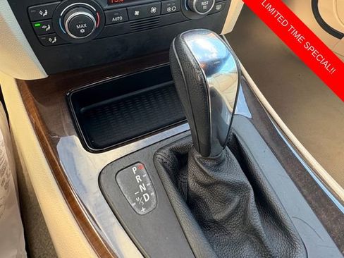 Used 2009 BMW 328i Convertible image 11