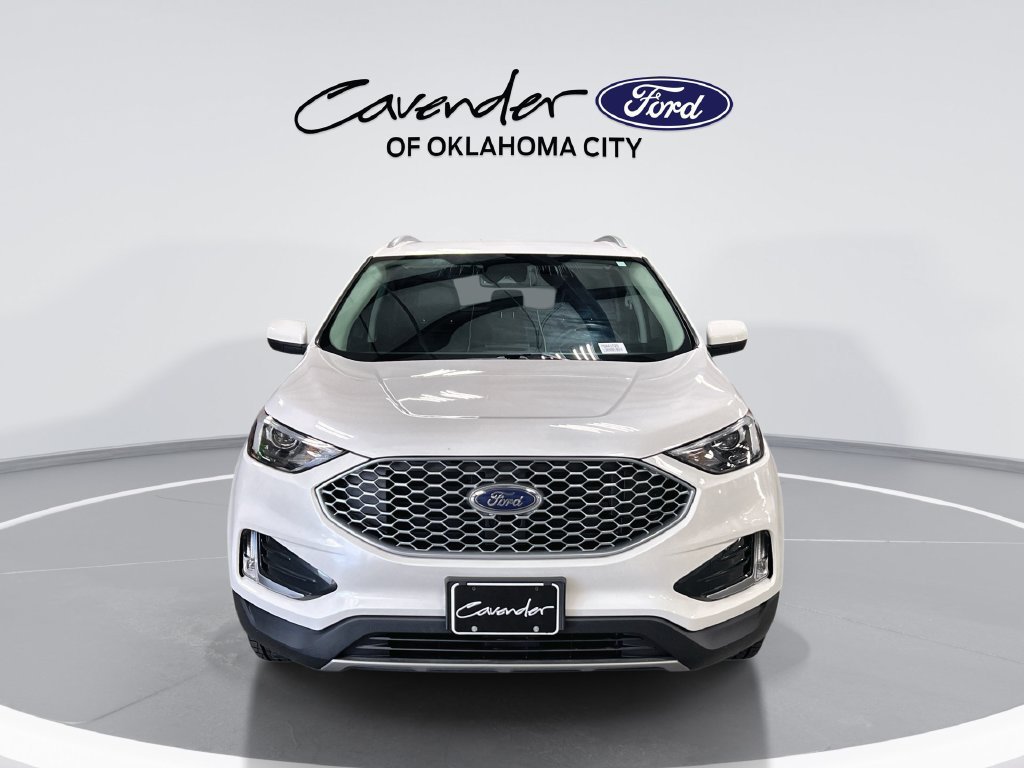 Used 2023 Ford Edge SEL w/ Convenience Package AWD/4WD image 3