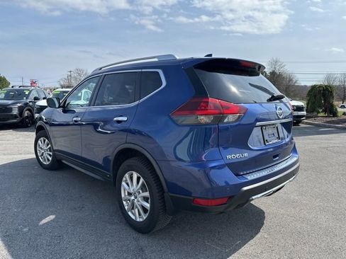 Certified 2020 Nissan Rogue SV image 5