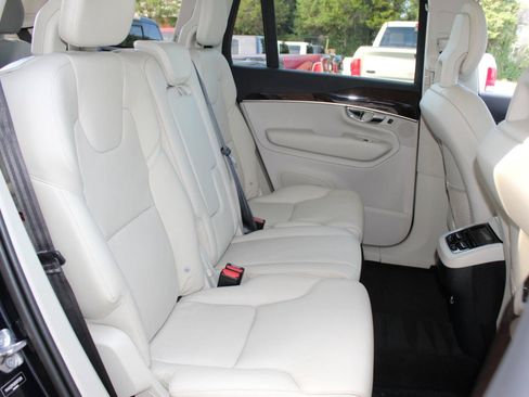 Used 2016 Volvo XC90 T6 Momentum w/ Protection Package Plus AWD/4WD image 22