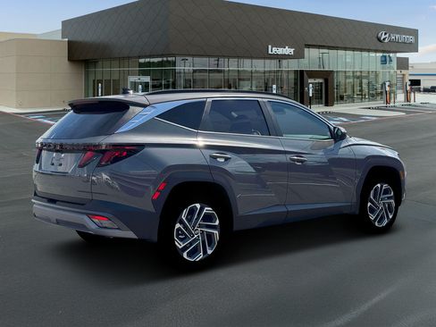 New 2026 Hyundai Tucson SEL Plus FWD image 8