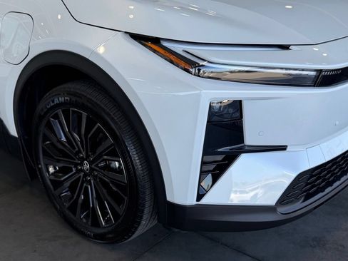 New 2026 Toyota C-HR AWD/4WD image 8