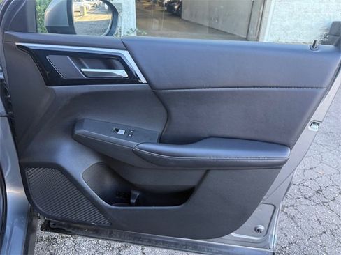 Used 2023 Mitsubishi Outlander ES image 24