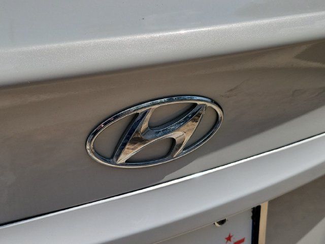 Used 2015 Hyundai Accent GLS w/ Option Group 02 FWD image 5