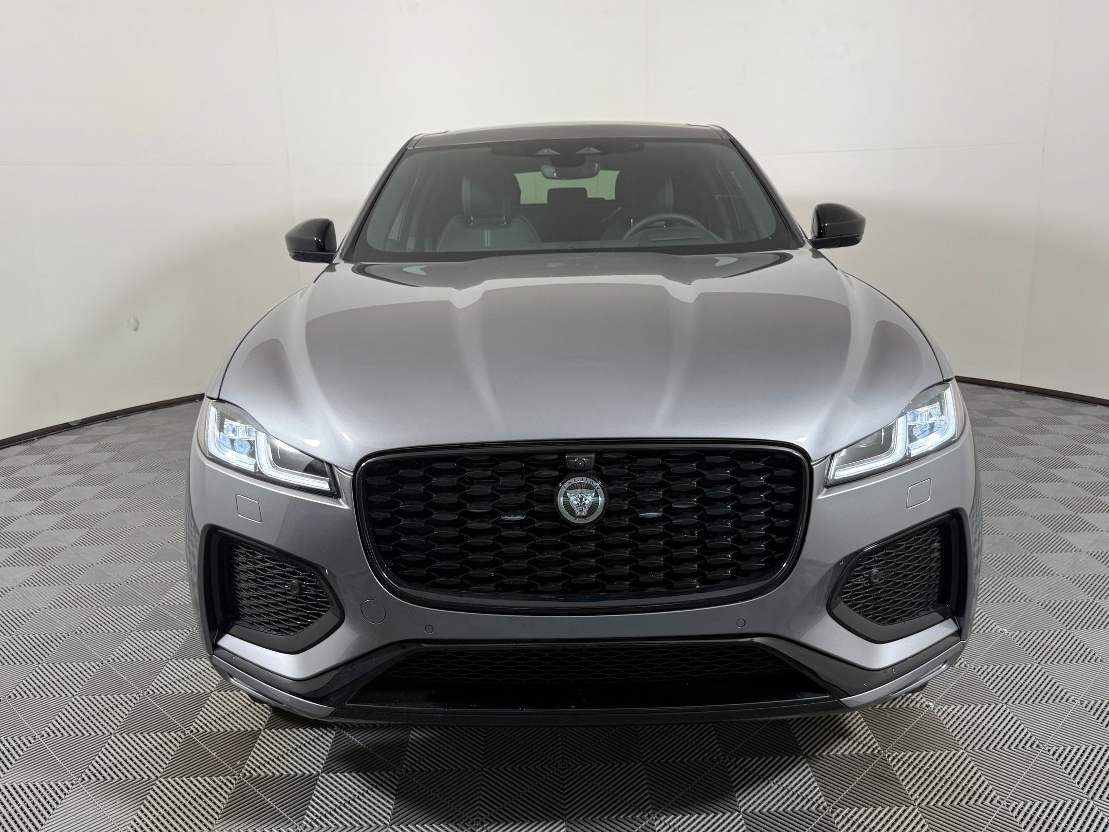 New 2026 Jaguar F-PACE R-Dynamic S AWD/4WD image 5
