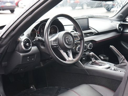 Used 2018 MAZDA MX-5 Miata Grand Touring image 13
