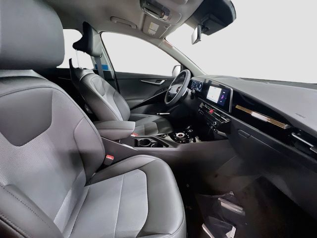 New 2026 Kia Niro Wind FWD image 29