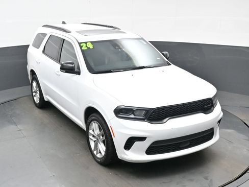 Used 2024 Dodge Durango GT image 38