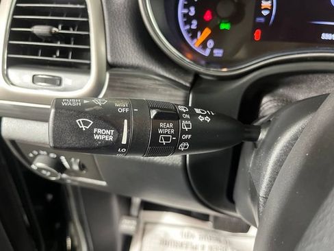 Used 2020 Jeep Grand Cherokee Laredo AWD/4WD image 14