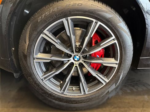 Used 2024 BMW X6 xDrive40i image 15