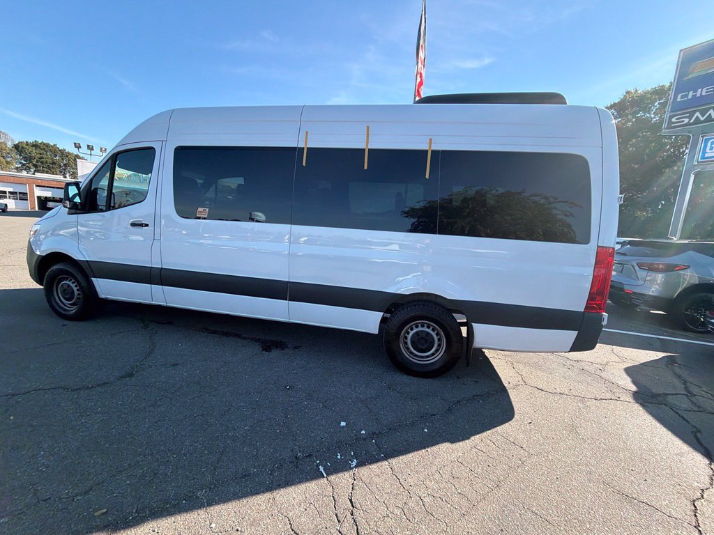 Used 2025 Mercedes-Benz Sprinter 2500 image 5