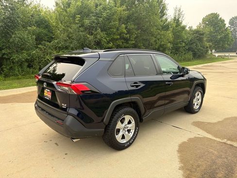 Used 2020 Toyota RAV4 XLE w/ Convenience Package AWD/4WD image 9