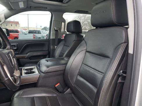 Used 2018 GMC Sierra 1500 Denali w/ Denali Ultimate Package image 16