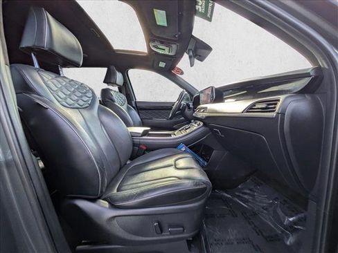 Used 2022 Hyundai Palisade Calligraphy image 23