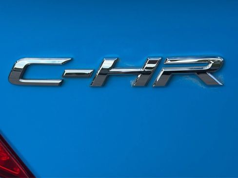 Used 2019 Toyota C-HR Limited FWD image 24