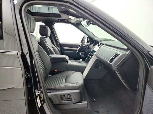New 2026 Land Rover Discovery Limited Edition AWD/4WD image 18