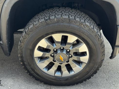 Used 2022 Chevrolet Silverado 2500 Custom w/ Custom Value Package AWD/4WD image 44